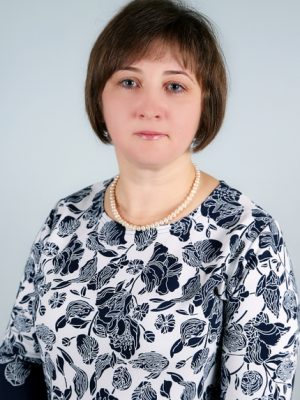 4 фото вчителів, ПІБ та посада кожного _ №1 Підгородецька Алла Олександрівна - директор школи - Олеся Янчук